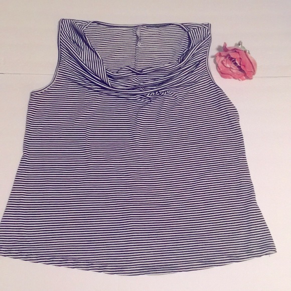 Tops - 🌵3x20 NYAH Sleeveless top Sz S”